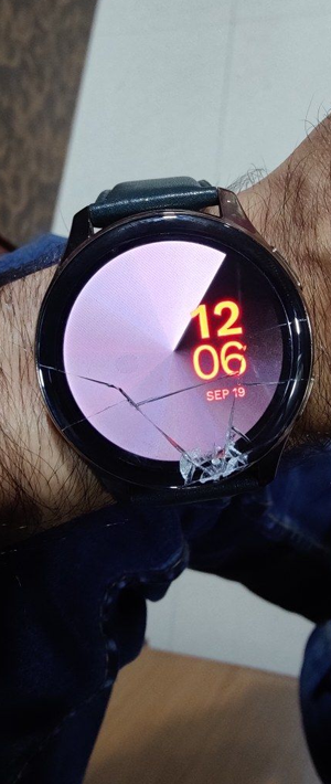 oneplus watch Screen Damage